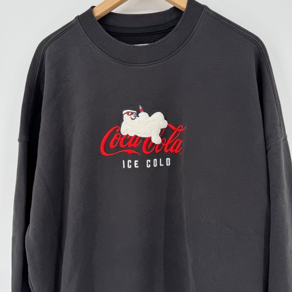 Hollister Coca Cola Ice Cold Polar Bear Graphic Sweatshirt Mens XL Pullover - Picture 1 of 6